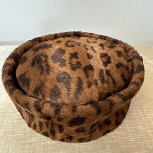 Blogger’s favorite Leopard Pillbox hat vintage
